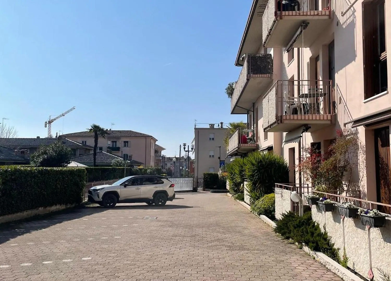 3V Ugo Whit Pool Apartment Bardolino
