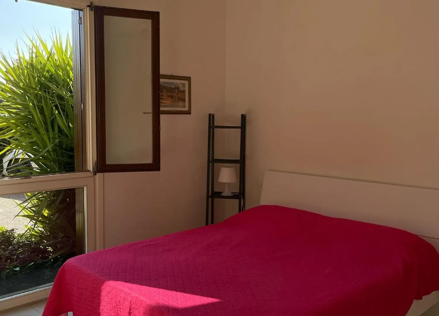 3V Ugo Whit Pool Apartment Bardolino 0*,