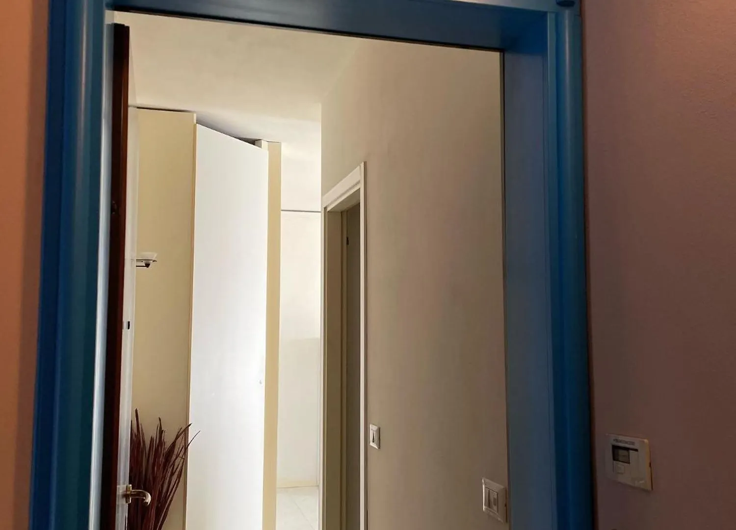 3V Ugo Whit Pool Apartment Bardolino 0*,  Italy